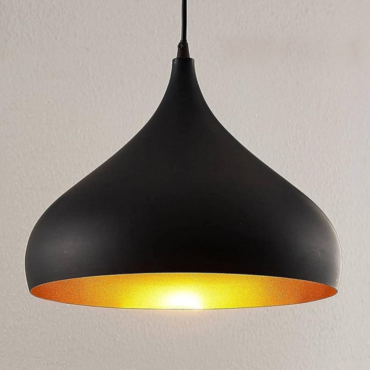 CLASSICAL HANGING - Image 1