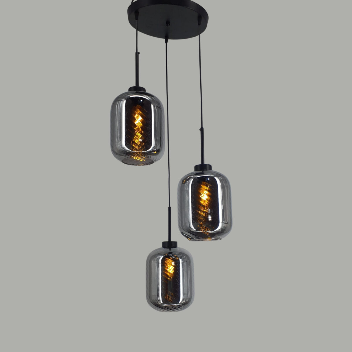 CLASSICAL HANGING - Image 1