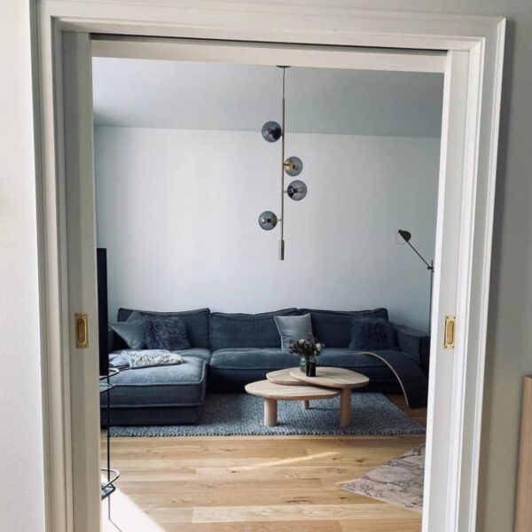 LIVING ROOM LIGHT